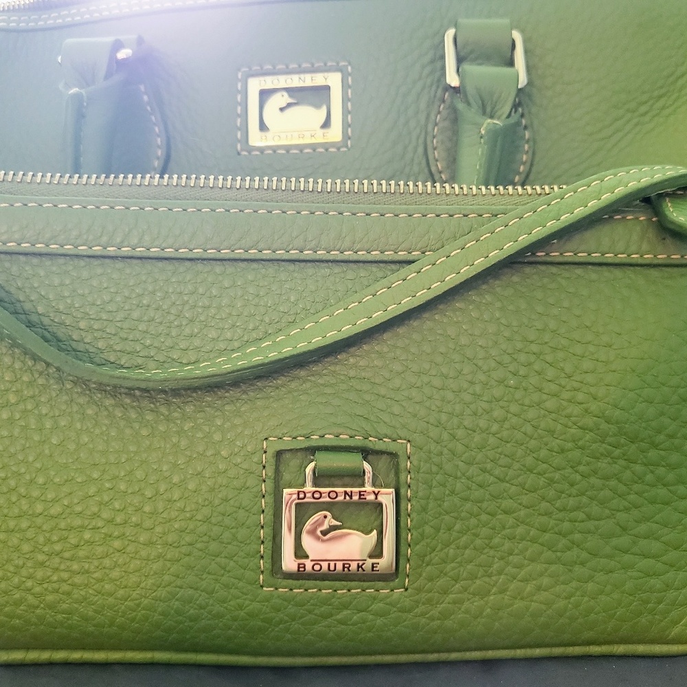 Dooney and bourke purse with clutch
